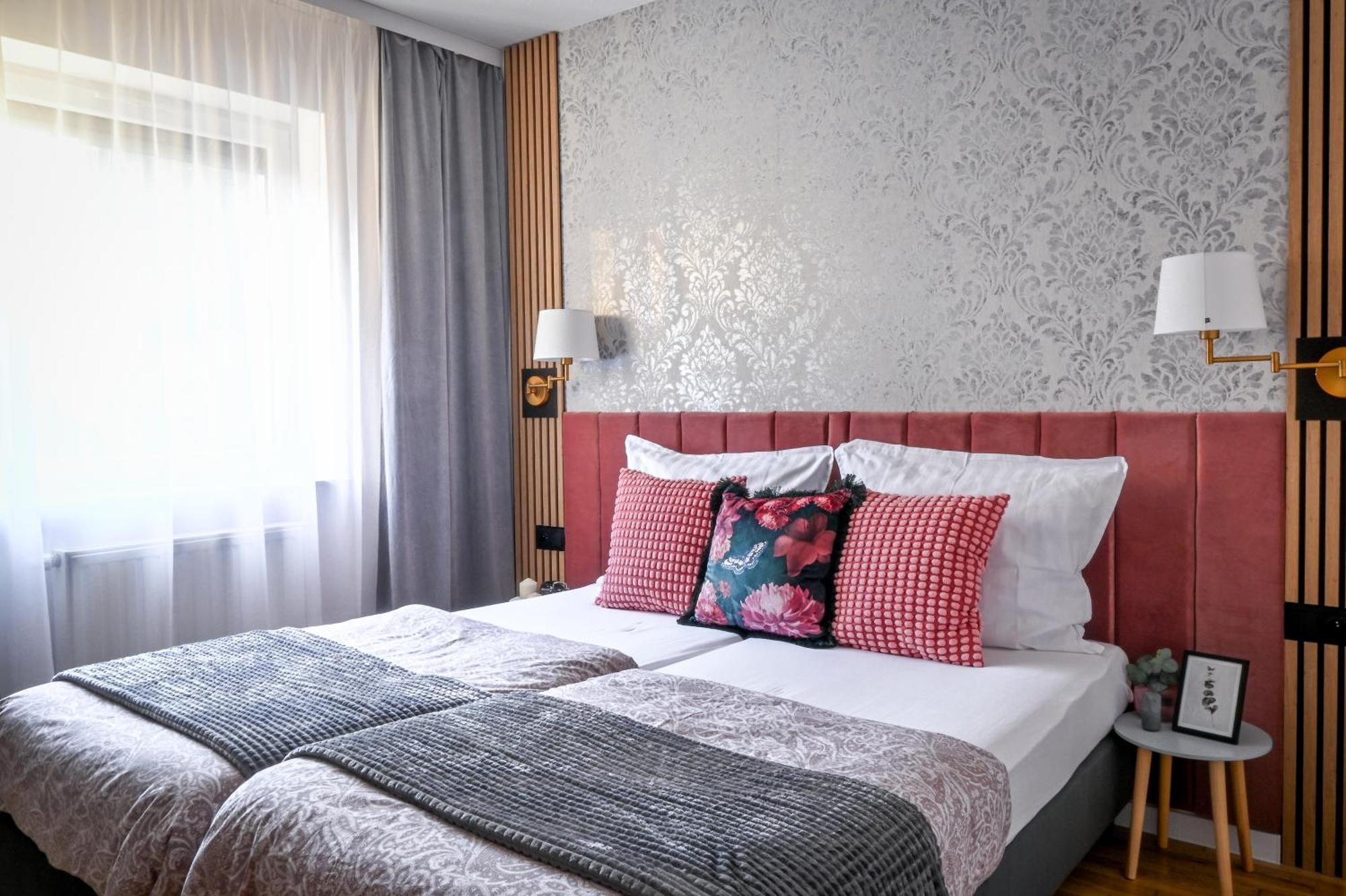 Malinowelove Aircon, 3 Rooms, Parking, Ogrod Krasków Exterior foto