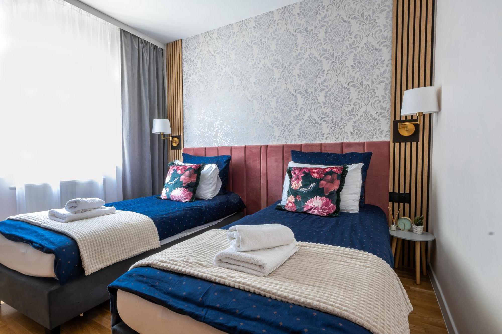 Malinowelove Aircon, 3 Rooms, Parking, Ogrod Krasków Exterior foto